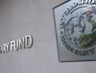 易纲：支持国际货币基金组织发挥全球金融安全网的中心作用